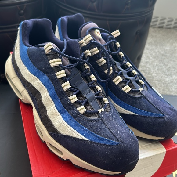 Air Max 95 Premium ‘Blackened Blue’ - Picture 2 of 3